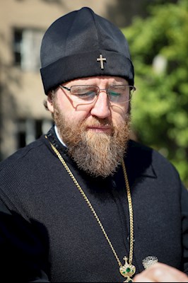 Митрополит Игнатий совершил объезд саратовских храмов