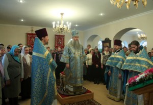 Божественная литургия в храме в честь иконы Божией Матери «Скоропослушница» гор.Шиханы Вольского района