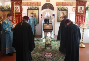 Всенощное бдение в храме в честь Благовещения Пресвятой Богородицы города Саратова