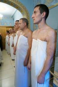 Крещальная литургия в Свято-Троицком соборе Саратова
