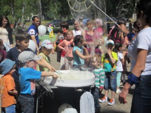Праздник в Октябрьском ущелье