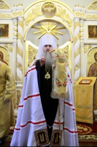 Божественная литургия на Архиерейском подворье — храме во имя преподобного Серафима Саровского г. Саратова