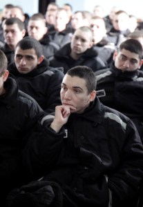 Архиерейский хор выступил с концертом в саратовской колонии №33