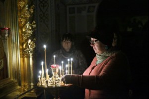 Великое повечерие с чтением канона преподобного Андрея Критского в Свято-Троицком кафедральном соборе г.Саратова