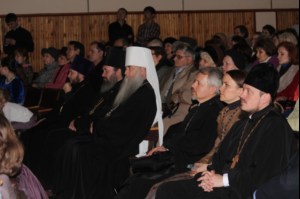 В Элисте состоялся концерт духовной и народной музыки «Благословение весны» с участием Архиерейского мужского хора Саратовской митрополии