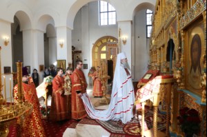 Божественная литургия в Свято-Алексиевском женском монастыре г. Саратова