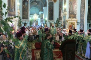 Божественная литургия в храме Сошествия Святого Духа г. Саратова