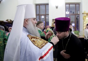 Всенощное бдение на Архиерейском подворье – храме во имя преподобного Серафима Саровского г.Саратова