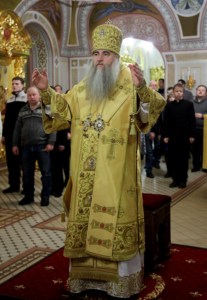 Божественная литургия и новогодний молебен в Свято-Троицком кафедральном соборе города Саратова