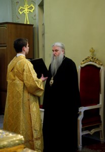 Всенощное бдение в храме в честь Покрова Пресвятой Богородицы г. Саратова