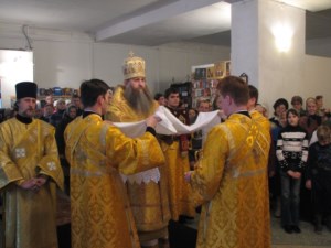 Божественная литургия в храме во имя святителя Тихона Задонского г. Саратова