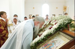 Всенощное бдение в храме во имя святых царственных страстотерпцев п. Дубки