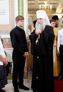 Божественная Литургия в храме во имя святой великомученицы Параскевы Пятницы села Малиновка Аркадакского района