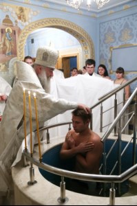 Крещальная литургия в Свято-Троицком кафедральном соборе г.Саратова