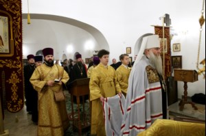 Божественная литургия в храме в честь Благовещения Пресвятой Богородицы г.Саратова