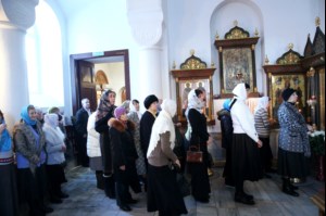 Всенощное бдение на Архиерейском подворье – храме в честь иконы Божией Матери «Утоли моя печали» г.Саратова