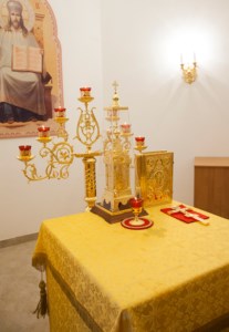 Совершена первая Литургия в новом храме на Увекском кладбище г.Саратова