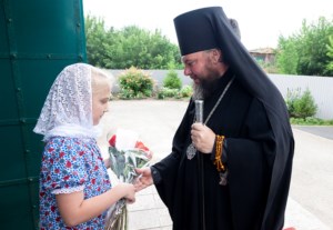 Божественная литургия в храме святых первоверховных апостолов Петра и Павла г. Красноармейска