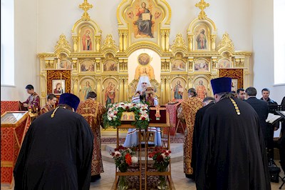Божественная литургия в храме во имя святого благоверного князя Михаила Черниговского и боярина его Феодора на Увекском кладбище г. Саратова