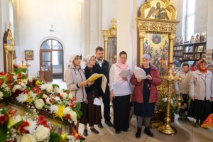Божественная литургия в храме великомученика Георгия Победоносца г. Саратова