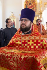 Божественная литургия в храме в честь Воскресения Христова с. Ивано-Языковка Аткарского района