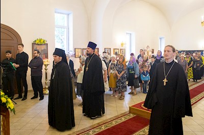 Божественная литургия в храме во имя святителя Николая Японского г. Саратова