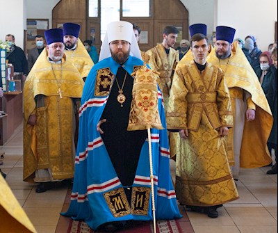 Митрополит Игнатий совершил Божественную литургию в храме Казанской иконы Божией Матери г. Саратова