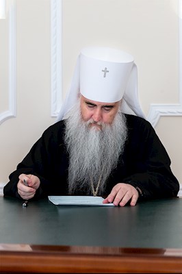 Митрополит Лонгин принял участие в голосовании по поправкам к Конституции Российской Федерации