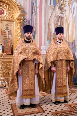 Митрополит Игнатий совершил Божественную литургию в Свято-Троицком кафедральном соборе г. Саратова