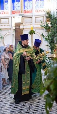 Митрополит Игнатий совершил всенощное бдение в Свято-Духовском соборе г. Саратова