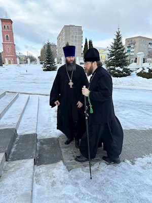 Митрополит Игнатий посетил кафедральный собор в Вольске