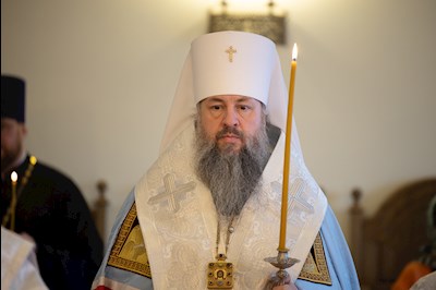 Совершена панихида по саратовским святителям