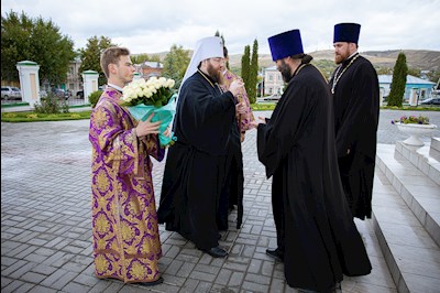 Митрополит Игнатий совершил всенощное бдение с чином воздвижения Креста в кафедральном соборе Живоначальной Троицы г. Вольска