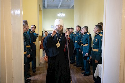 Митрополит Игнатий совершил Божественную литургию в храме святых мучениц Веры, Надежды, Любови и матери их Софии поселка Светлый