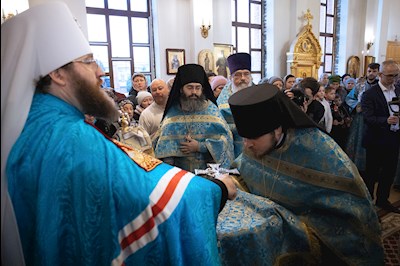 Митрополит Игнатий возглавил соборное архиерейское богослужение в Казанском храме г. Саратова