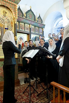 Всенощное бдение на Архиерейском подворье – в храме в честь иконы Божией Матери «Утоли моя печали» г. Саратова