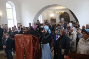 Великое освящение храма святой великомученицы Екатерины г. Саратова и Божественная литургия в новоосвященном храме