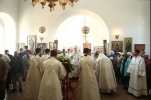 Божественная литургия в храме во имя Архангела Михаила с. Михайловка Саратовского района