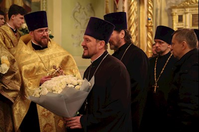 Великая рождественская вечерня в Покровском соборе г. Саратова