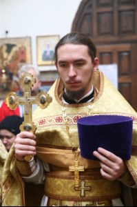 Божественная литургия в храме во имя святителя и чудотворца Николая на Елшанском кладбище г. Саратова