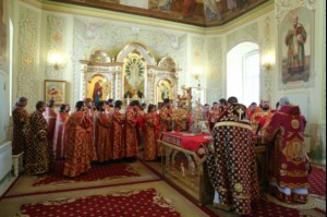 Божественная литургия в храме в честь Покрова Пресвятой Богородицы г. Саратова