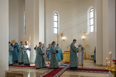 Митрополит Игнатий совершил Божественную литургию в храме святого апостола и евангелиста Иоанна Богослова с. Казанла Базарно-Карабулакского района
