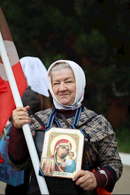 Митрополит Игнатий совершил Литургию в храме великомученика Георгия Победоносца г. Саратова