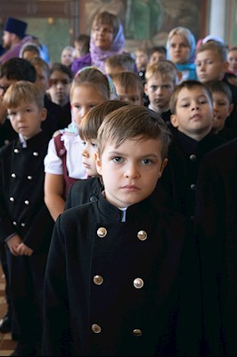 Митрополит Игнатий совершил Божественную литургию в Крестовоздвиженском храме г. Хвалынска