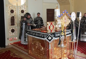Литургия Преждеосвященных Даров на Архиерейском подворье — храме во имя святого апостола и евангелиста Иоанна Богослова при СПДС