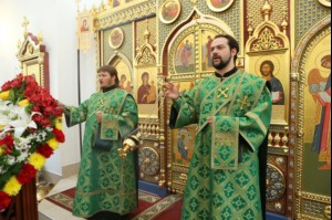 Божественная литургия в храме во имя святителя Луки (Войно-Ясенецкого) города Саратова