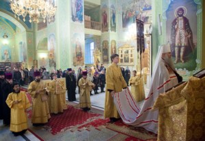 Божественная литургия в храме в честь Покрова Пресвятой Богородицы г. Саратова