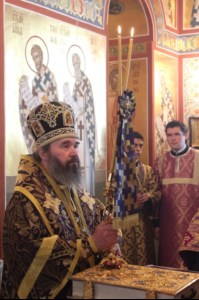 Божественная литургия в кафедральном соборе Казанской иконы Божией Матери г. Элисты