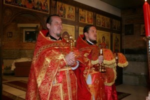 В строящемся храме во имя преподобного Сергия Радонежского в поселке Юбилейный начались богослужения