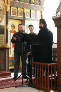 Божественная литургия на Архиерейском подворье — храме в честь иконы Божией Матери «Утоли моя печали» г.Саратова